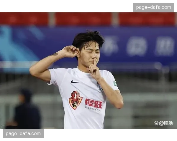 泰国队教练帕他率顺潘、阿披木等球员参赛,在国际赛场积累丰富经验 泰国队教练帕他率顺潘、阿披木等球员参赛,在国际赛场积累丰富经验