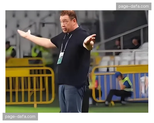 前全黑队助理教练乔·施密特确认将执教澳大利亚女橄国家队