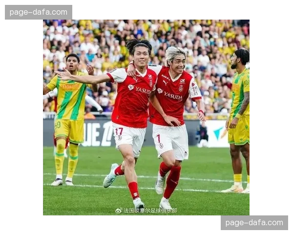 新星的成长烦恼:深度报道兰斯队20岁中场本赛季的状态起伏与调整